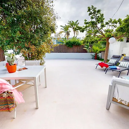 Nueva Vida En A 50m De La Playa Terraza Privada Y Barbacoa By Family Homes Апартаменты Дения