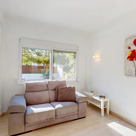 Nueva Vida By Family Homes Apartment