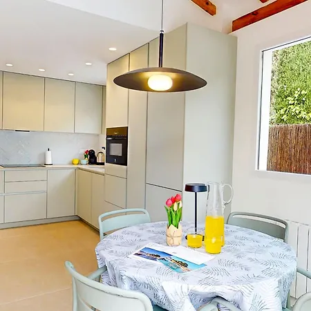 Nueva Vida En A 50m De La Playa Terraza Privada Y Barbacoa By Family Homes Apartment *