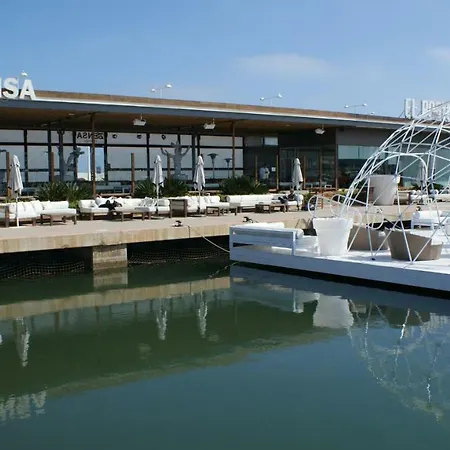 Nueva Vida By Family Homes Apartment *